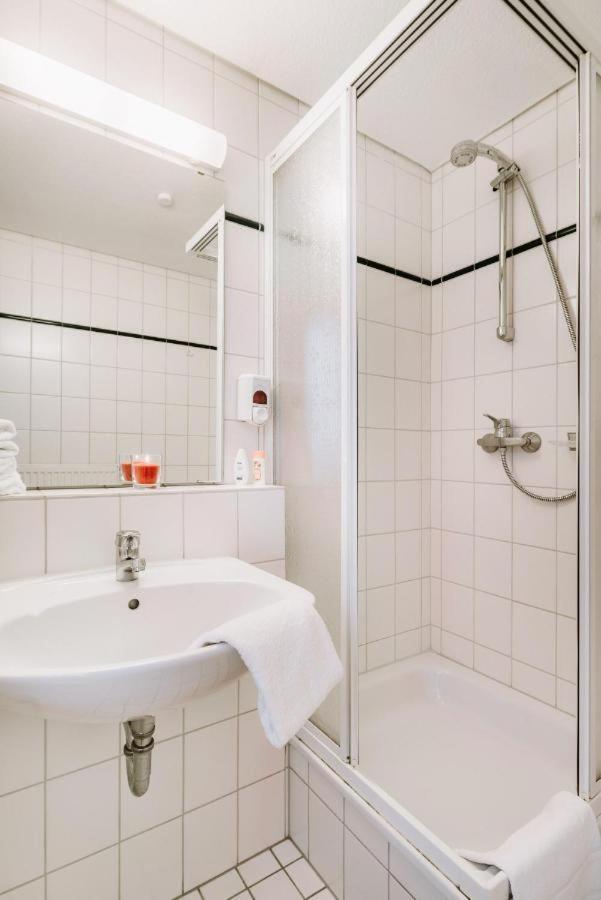 Hotel Zur Radau バート・ハルツブルク エクステリア 写真